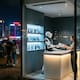 China prepara en Hong Kong una tienda que operará 24 horas atendida por un robot humanoide como parte de su apuesta por llevar la inteligencia artificial a la vida diaria