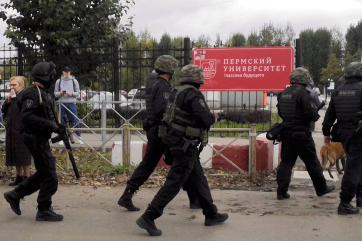 Mueren al menos 8 personas en un tiroteo en una universidad de Rusia