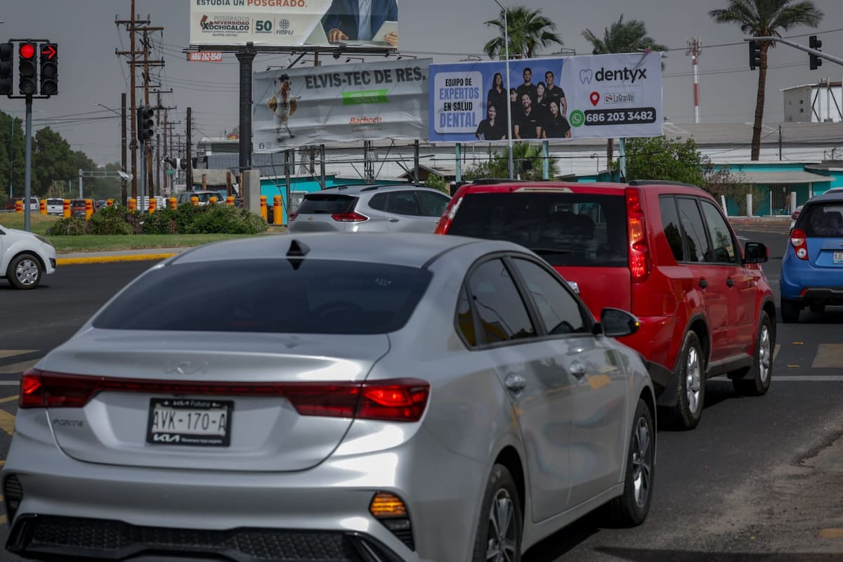 Inconforma a residentes de Las Palmas nuevo semáforo en Lázaro Cárdenas