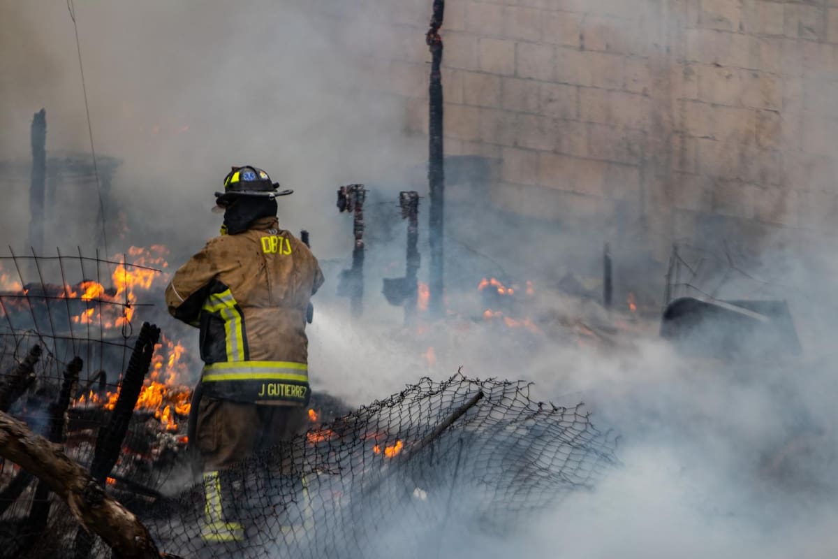 Consume incendio vivienda en la colonia Buenos Aires Sur