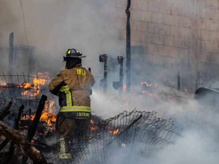 Muere adulto mayor calcinado en incendio de vivienda