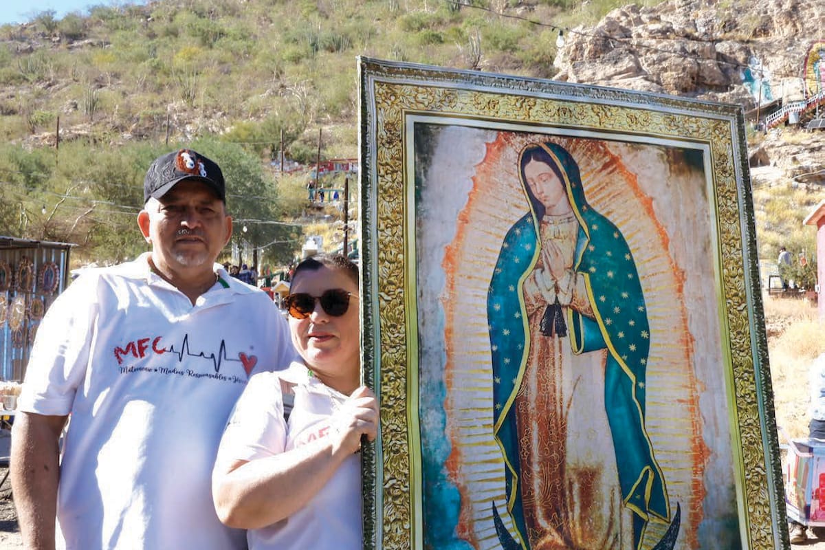 Hermosillenses elevan oraciones de agradecimiento a la Virgen de Guadalupe