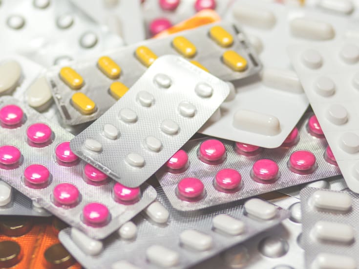 Científicos descubrieron por accidente un potente antibiótico capaz de atacar superbacterias resistentes