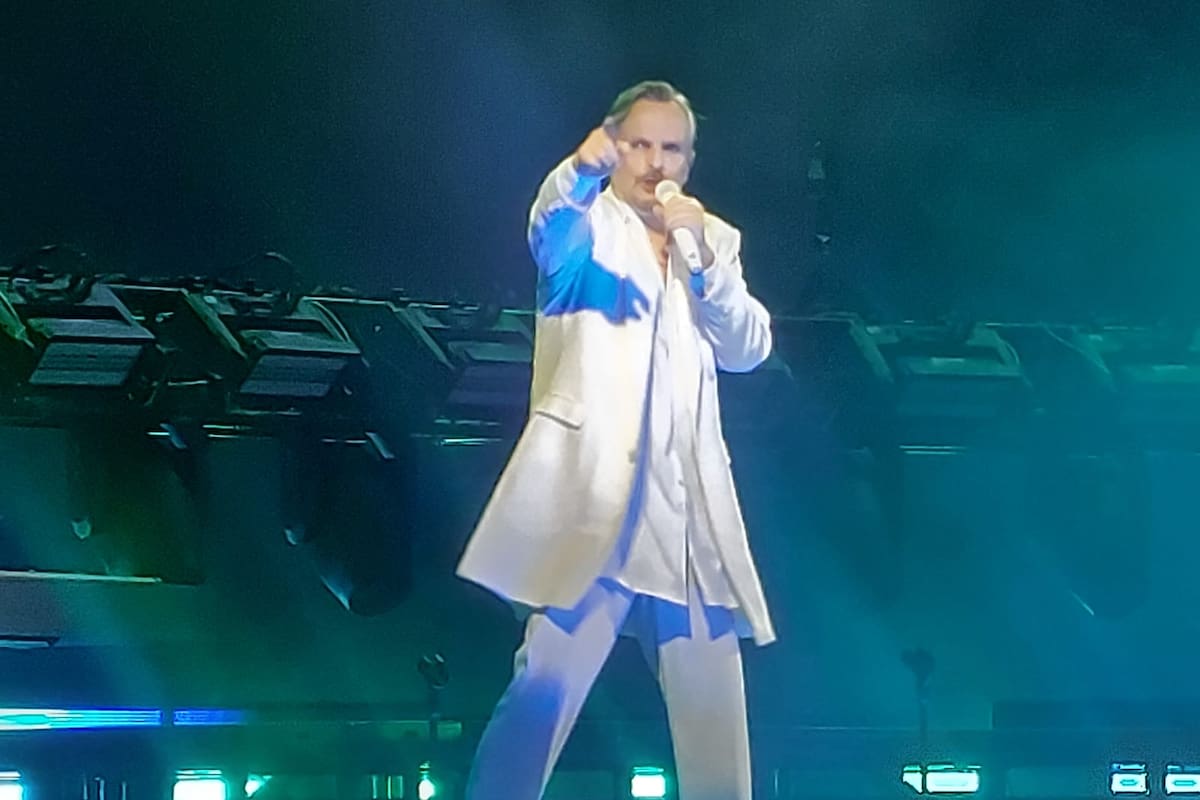Miguel Bosé conquista San Diego con su “Importante Tour 2025”
