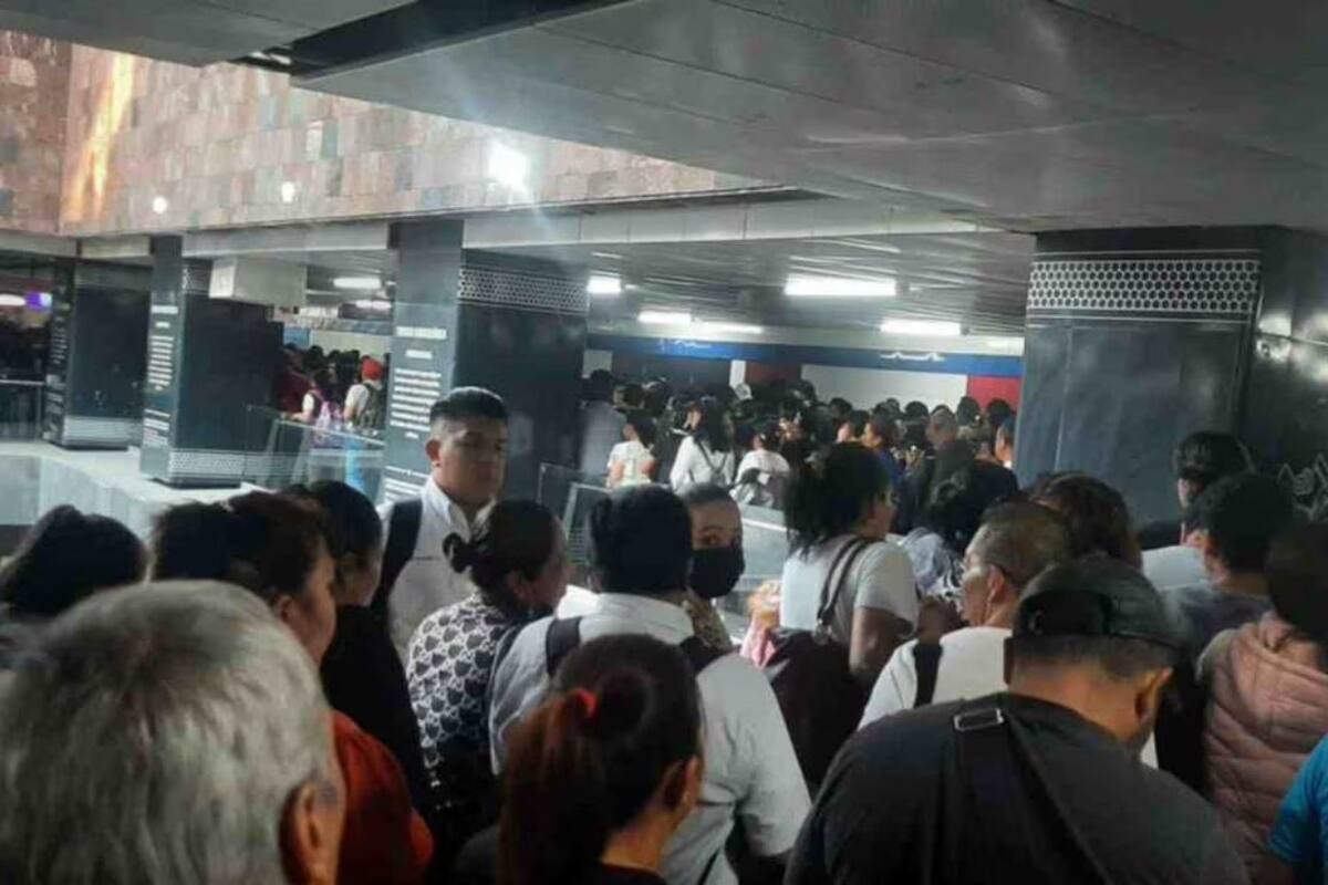 Suicida se arroja a la L2 del Metro en estación Pino Suárez, en CDMX