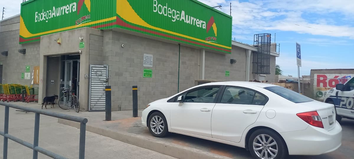 La detención ocurrió durante un recorrido de vigilancia realizado en las inmediaciones de una Bodega Aurrerá ubicada en el cruce de Río San Ángel y Tecamachalco.│Foto: Cortesía