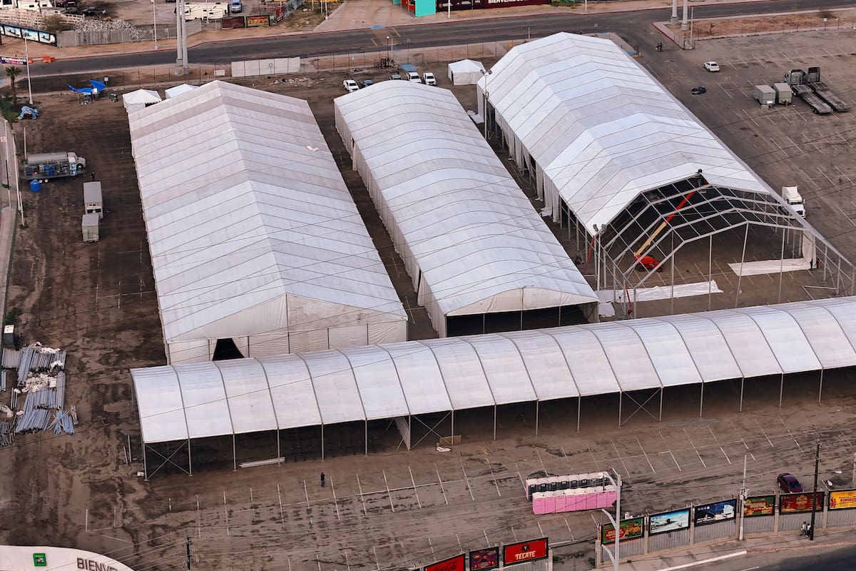A punto de operar mega albergue del FEX