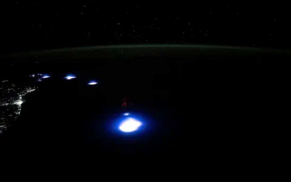 ¿Orbes misteriosos en el cielo? La NASA aclara que son fenómenos atmosféricos raros, no señales de invasión extraterrestre (NASA)