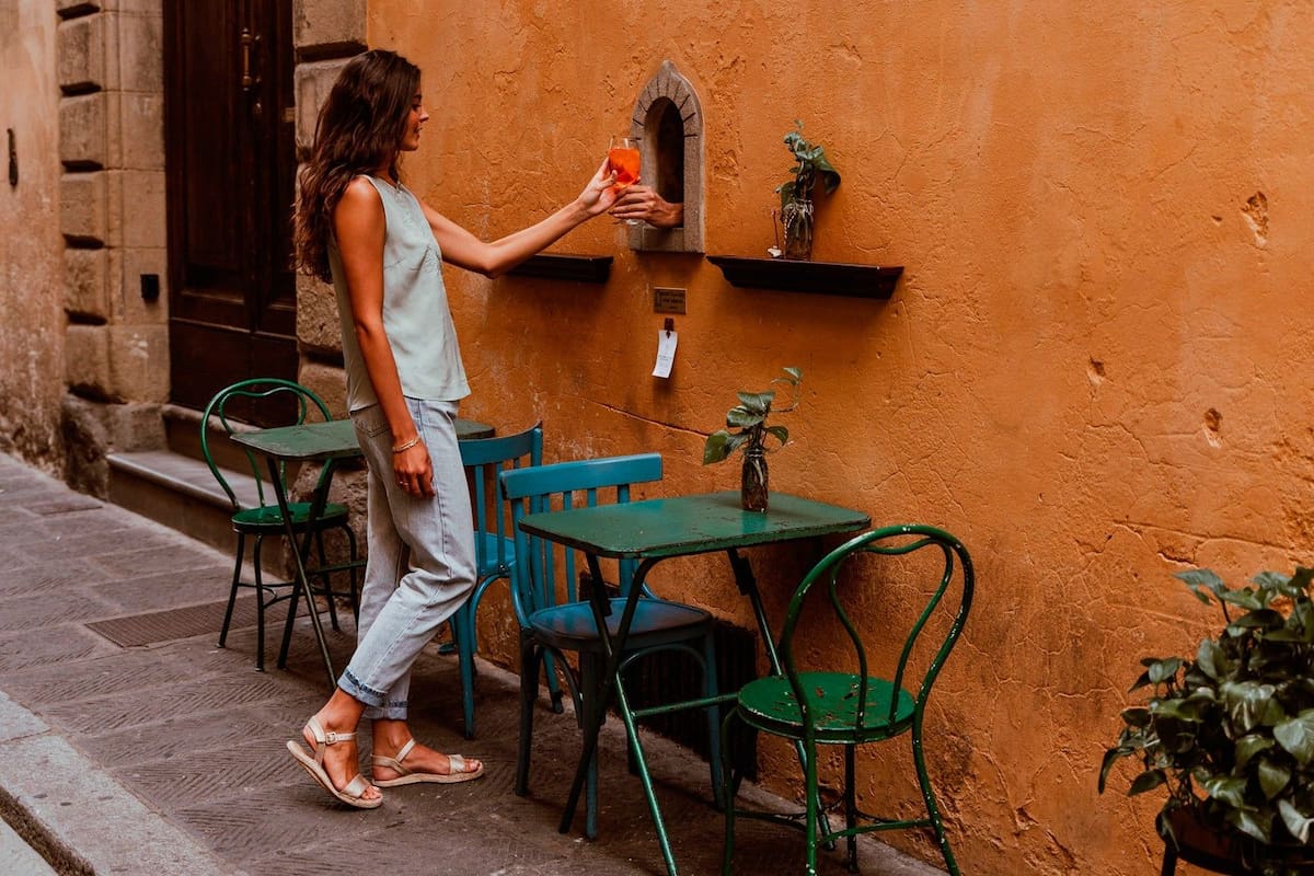 Las ventanillas de vino en Florencia: Una tradición histórica que resurge con fuerza