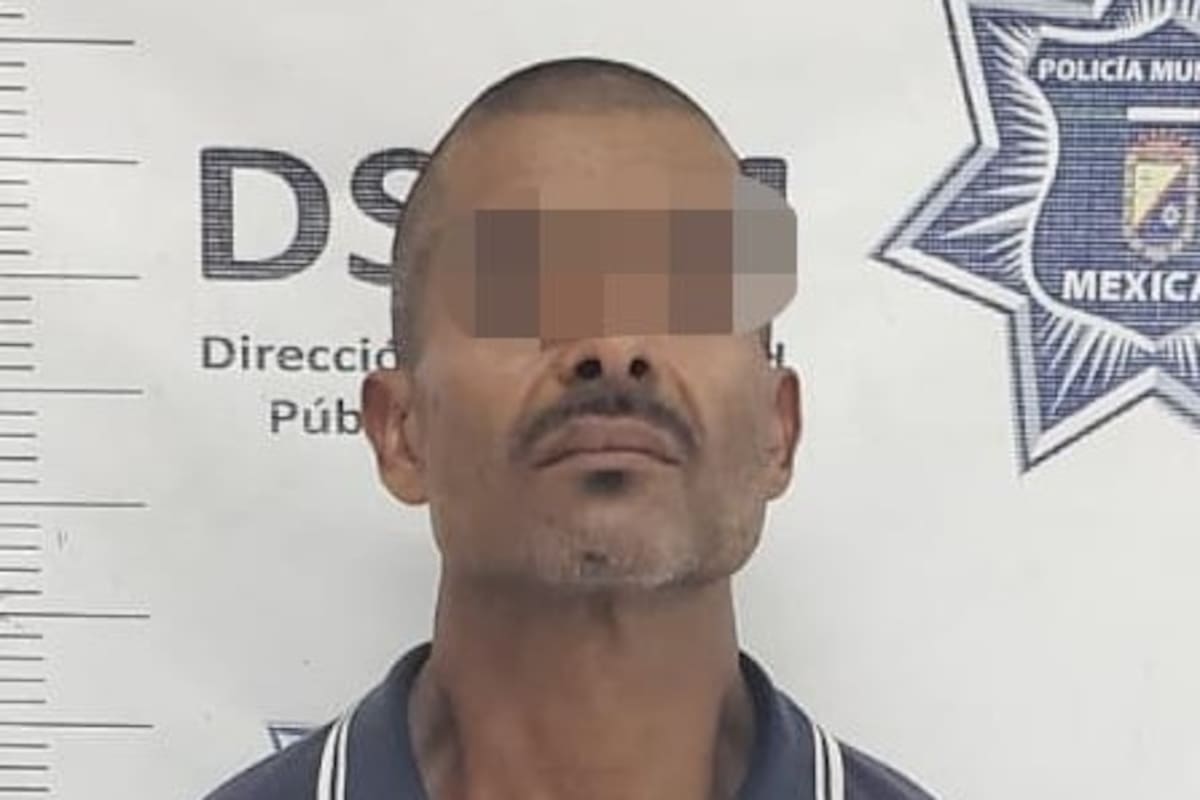 Sujeto es arrestado por amenazar con machete y robar en frutería