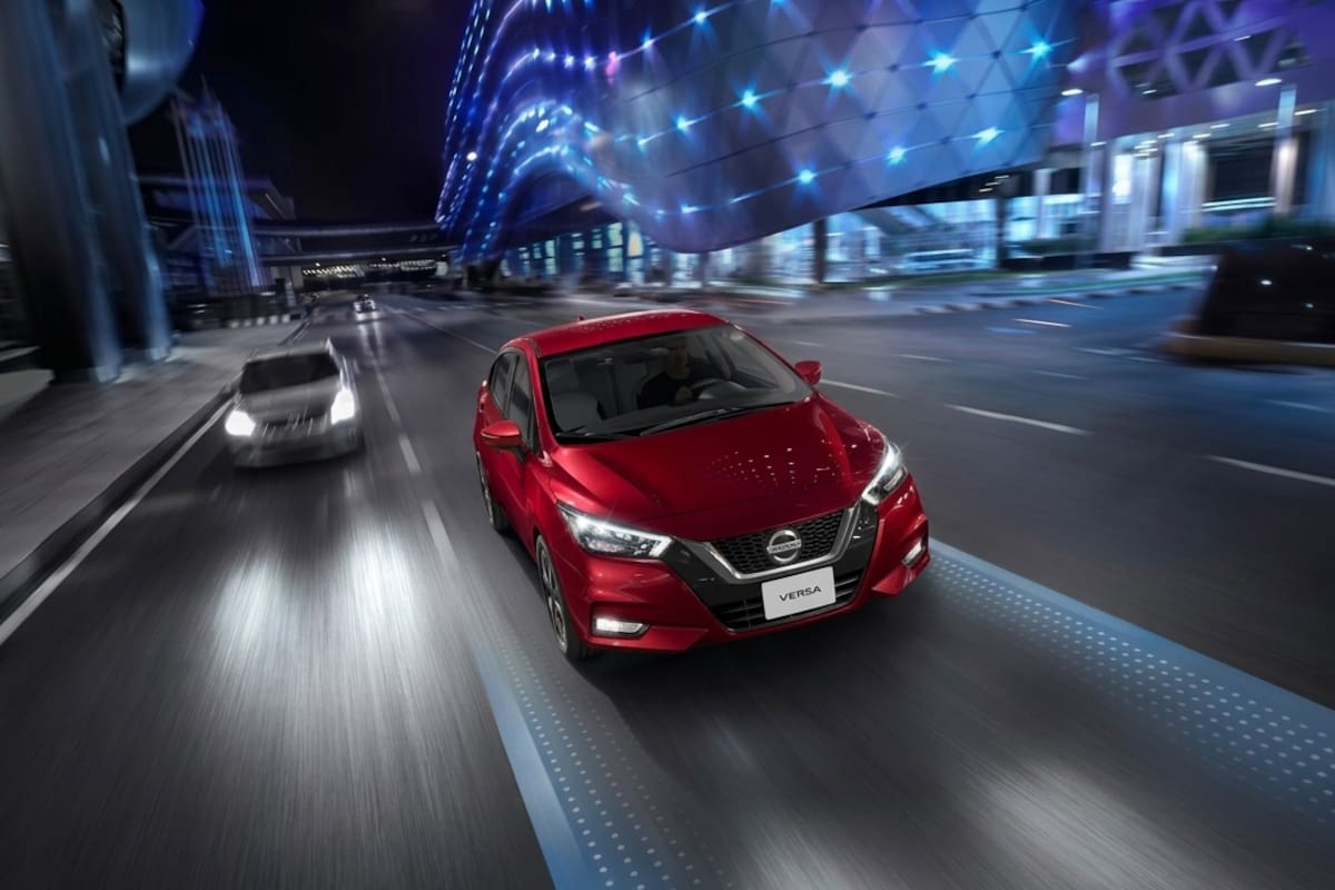 Nissan anuncia que reducirá su portafolio global de vehículos para enfocarse en autos eléctricos, inteligencia artificial y mercados clave como México, que se consolida como ancla de rentabilidad