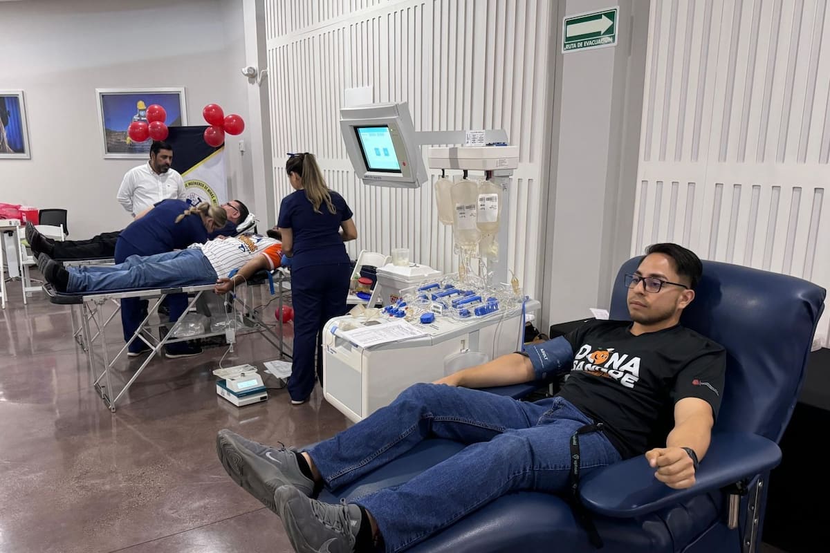 Dona sector minero sonorense 61 unidades de sangre