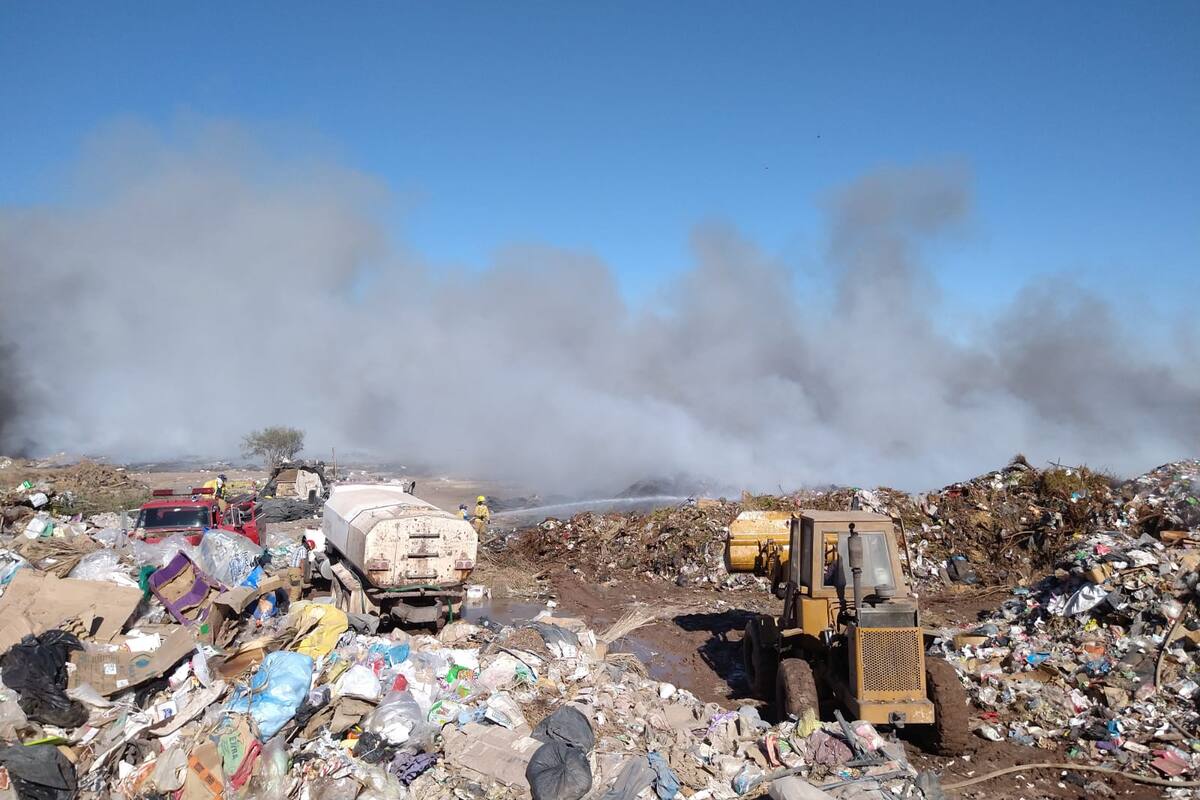 Se queman basurones de Navojoa y Huatabampo