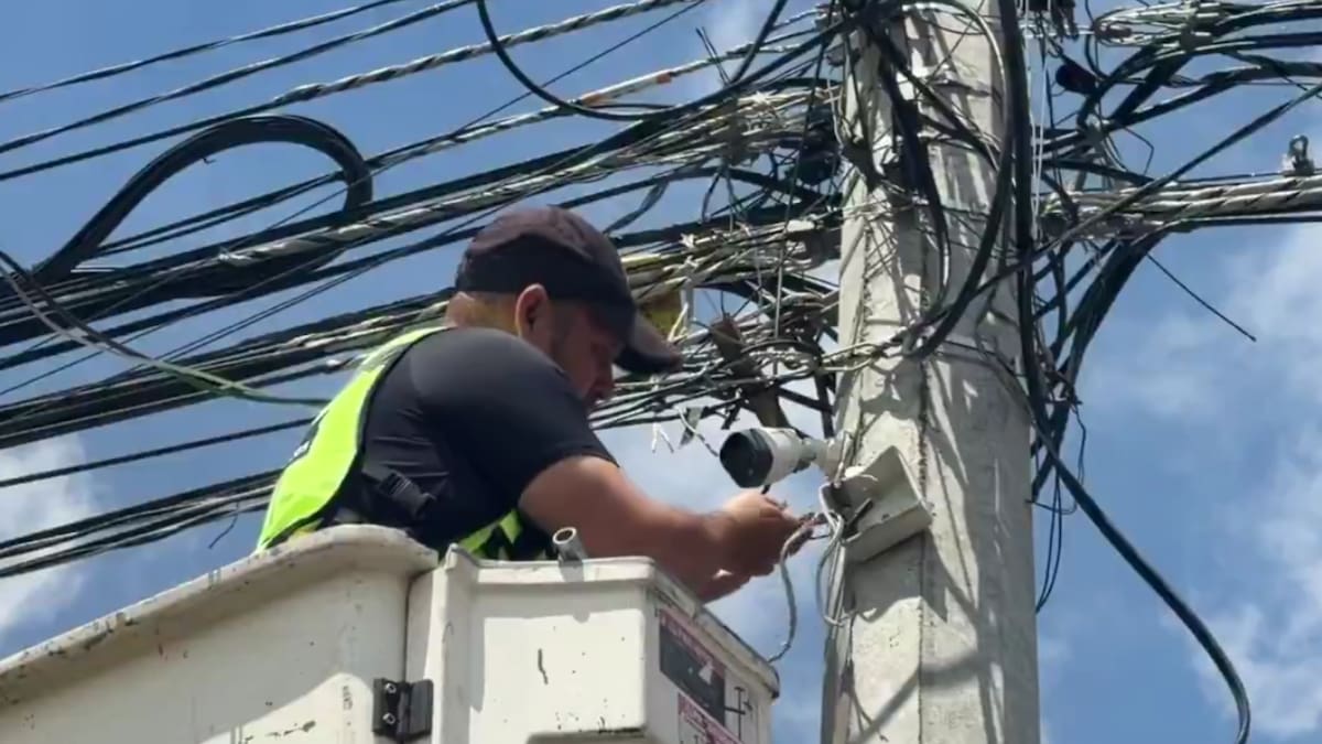 Ecatepec retira 64 cámaras de videovigilancia clandestinas y eleva a 444 los dispositivos desmantelados durante la actual administración