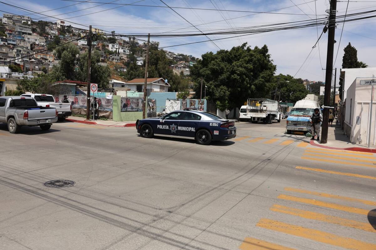 Los hechos ocurrieron alrededor de las 12:50 horas del lunes.