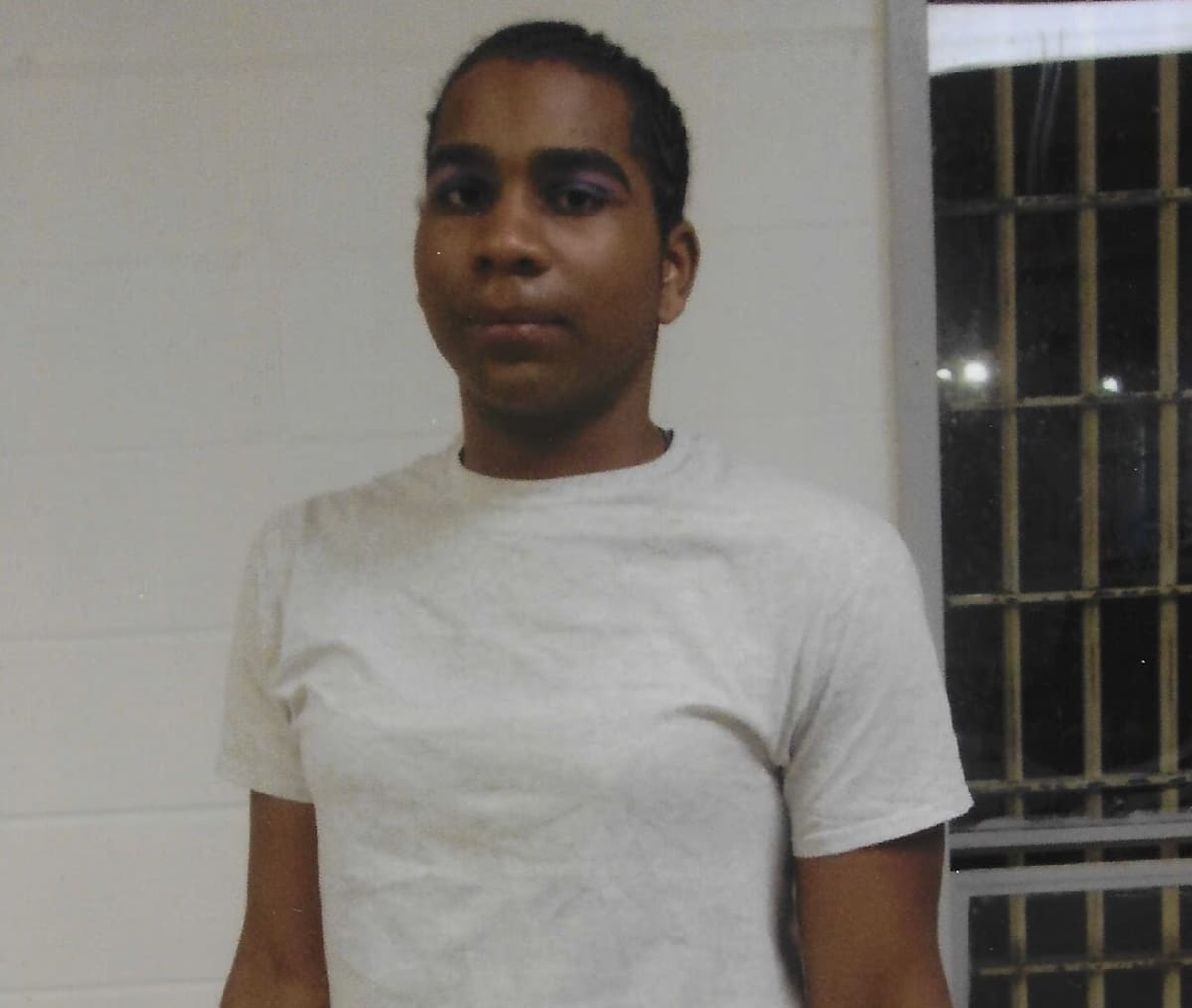 Dos reclusas quedaron embarazadas tras mantener relaciones con una mujer trans en la cárcel femenina. Foto: Especial