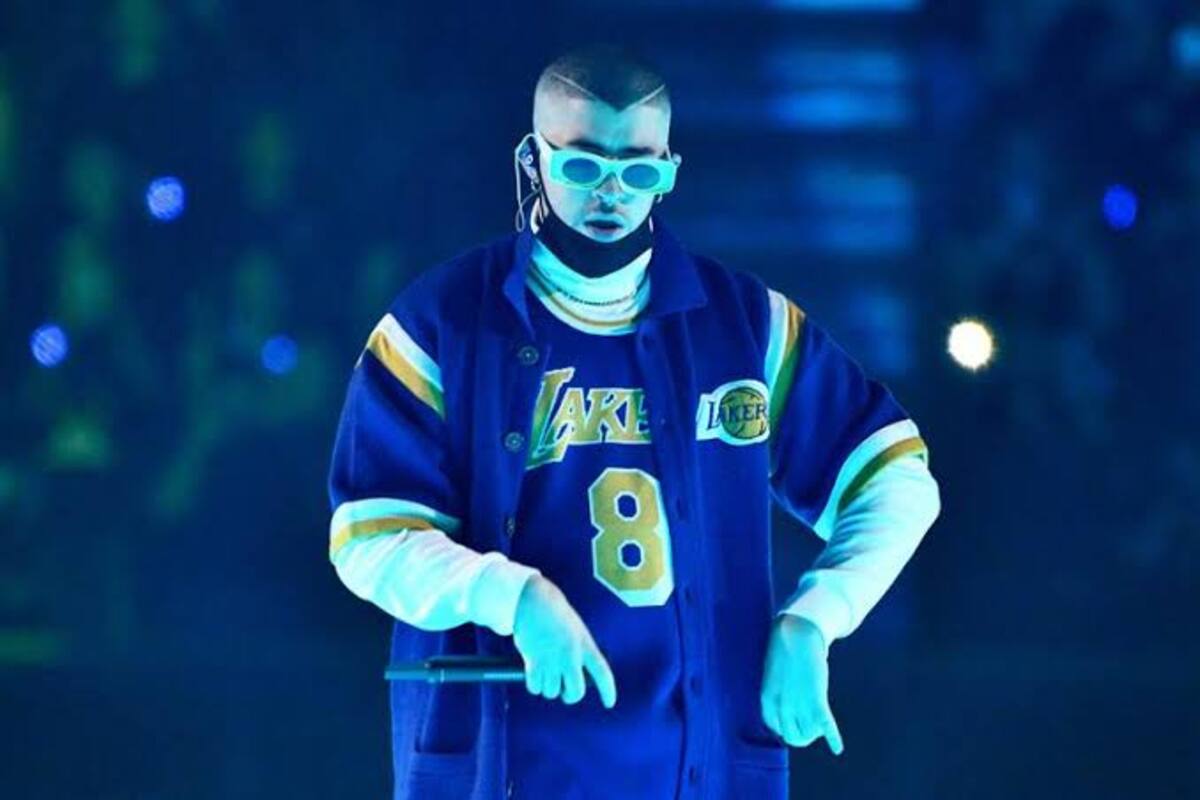 Bad Bunny le canta a Kobe Bryant