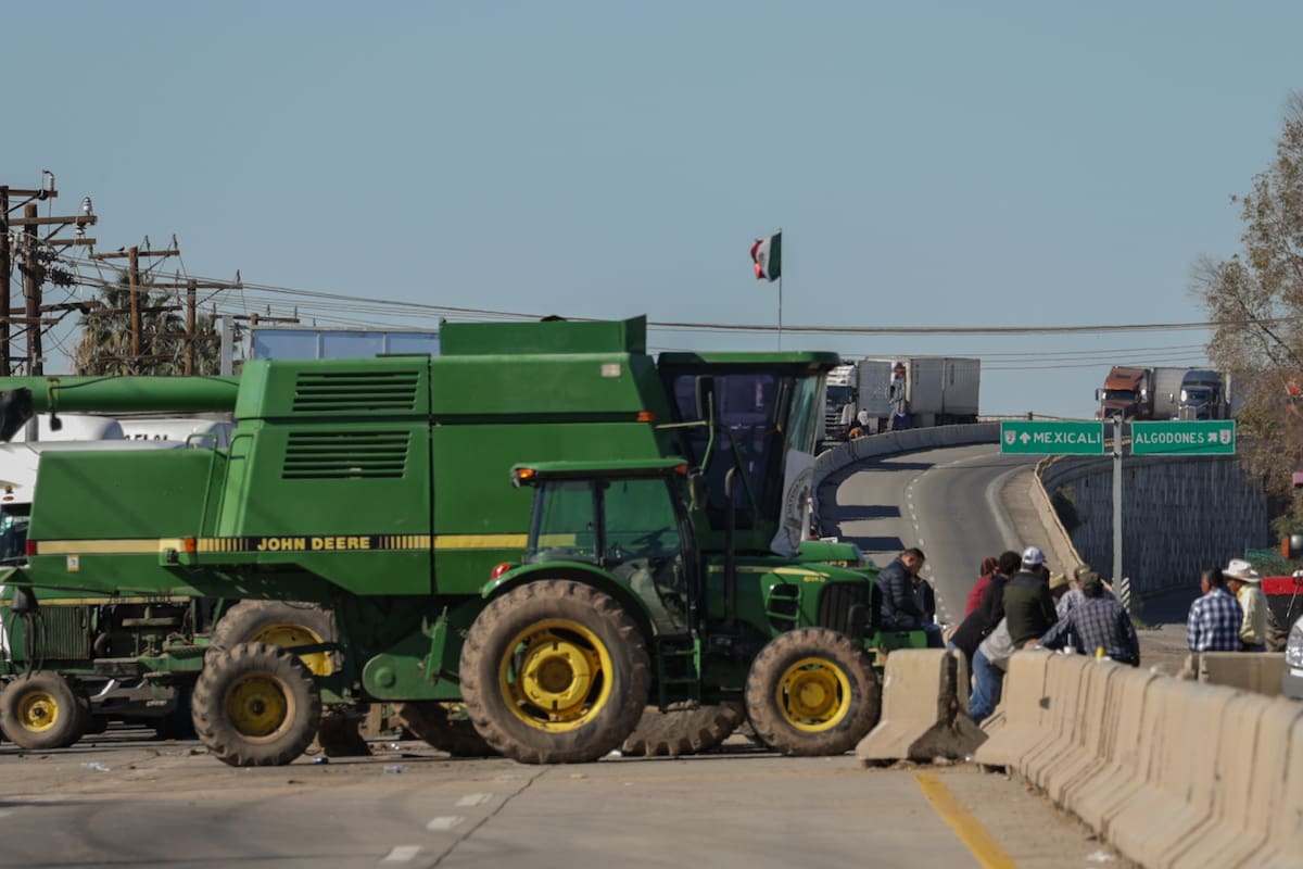 Productores y transportistas alistan paro en Baja California; bloquearán carretera a San Luis Río Colorado