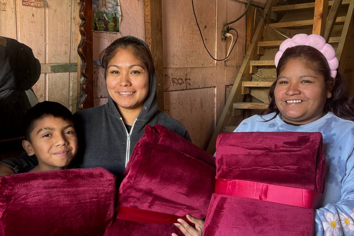 Recibirán Día de Reyes abrigados