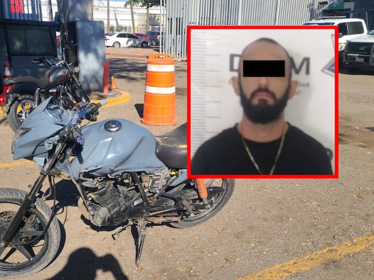 Circulaba en moto robada y tenía orden de aprehensión; es detenido