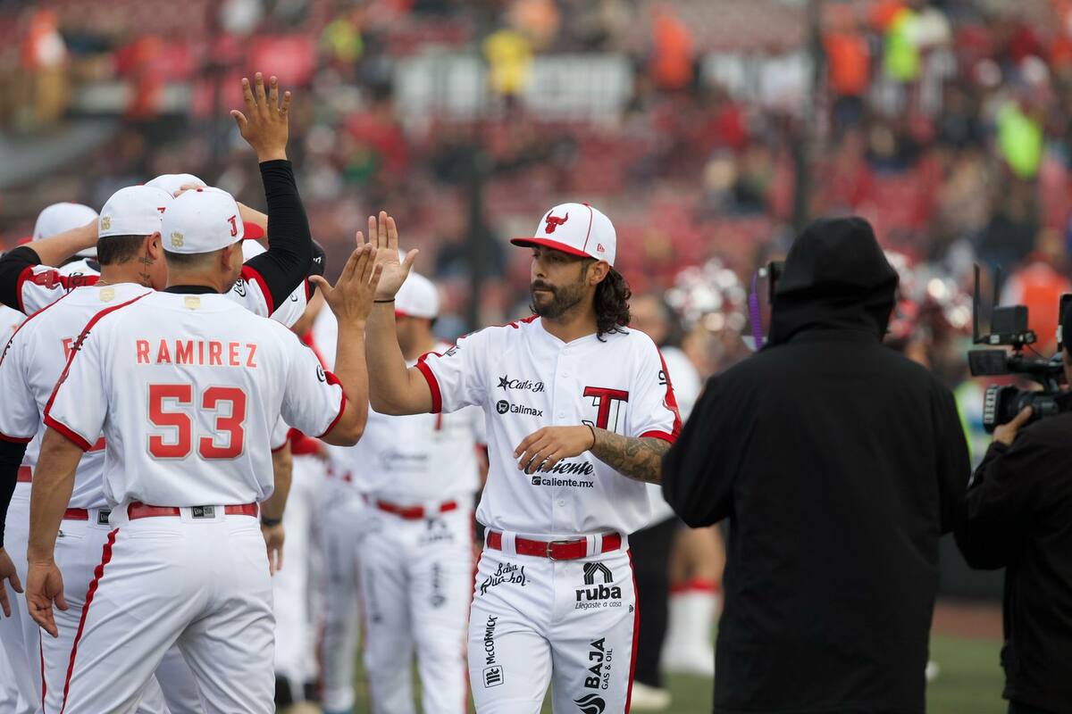 Toros de Tijuana inaugura temporada con gran fiesta