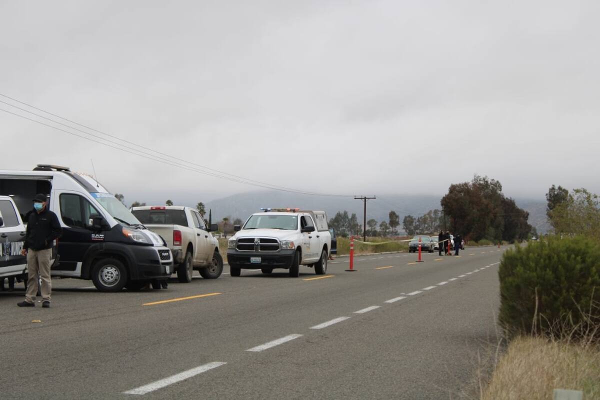 Atacan a hombre a balazos en la Escénica