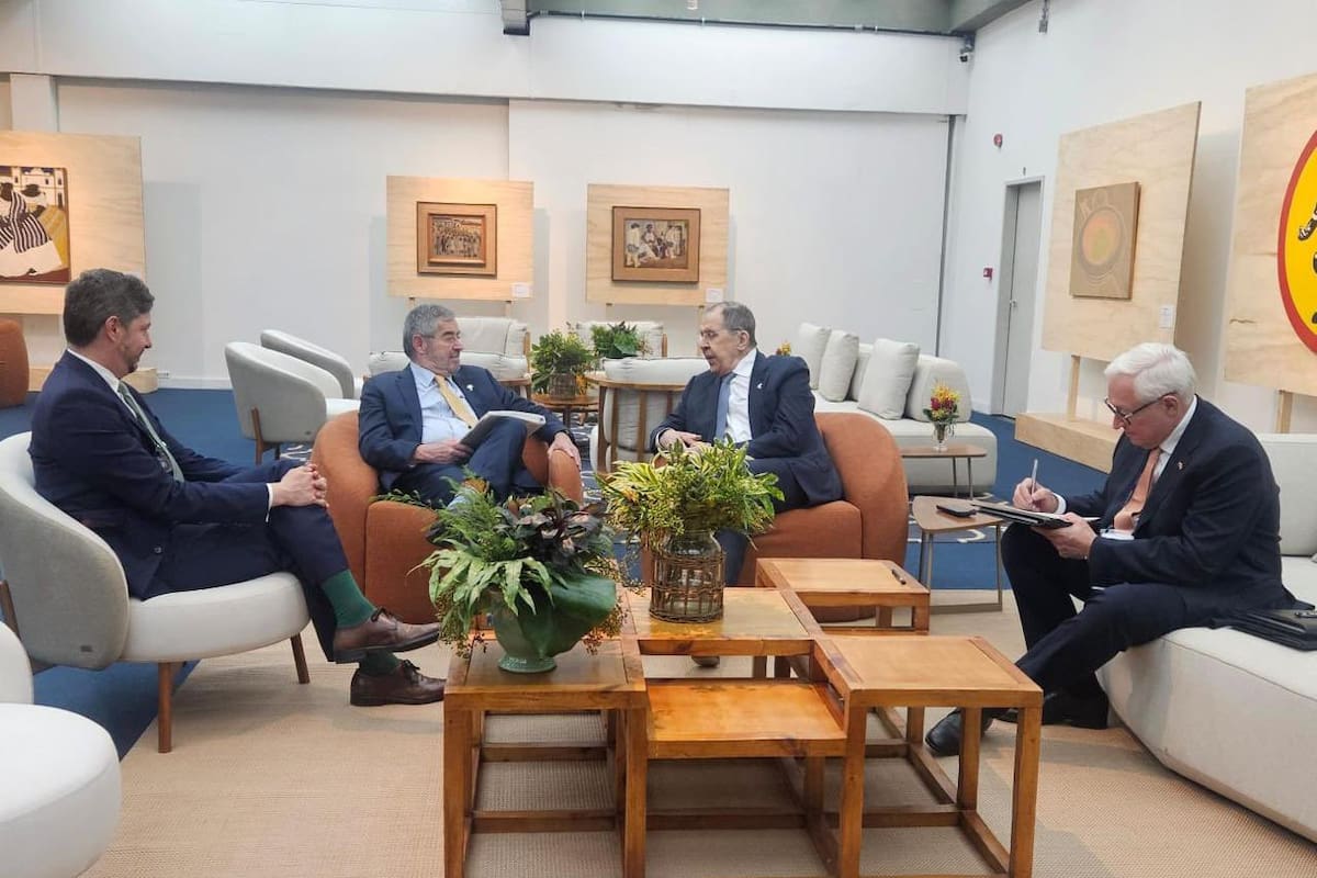 México y Rusia exploran nuevas vías de cooperación bilateral en cumbre de los BRICS