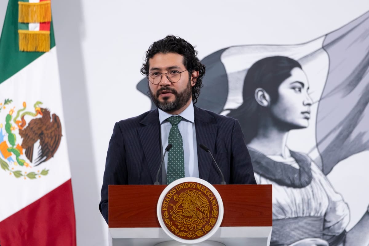 Marath Baruch Bolaños López, titular de la Secretaría del Trabajo y Previsión Social, en la "Conferencia del Pueblo" de Claudia Sheinbaum. | Crédito: Presidencia