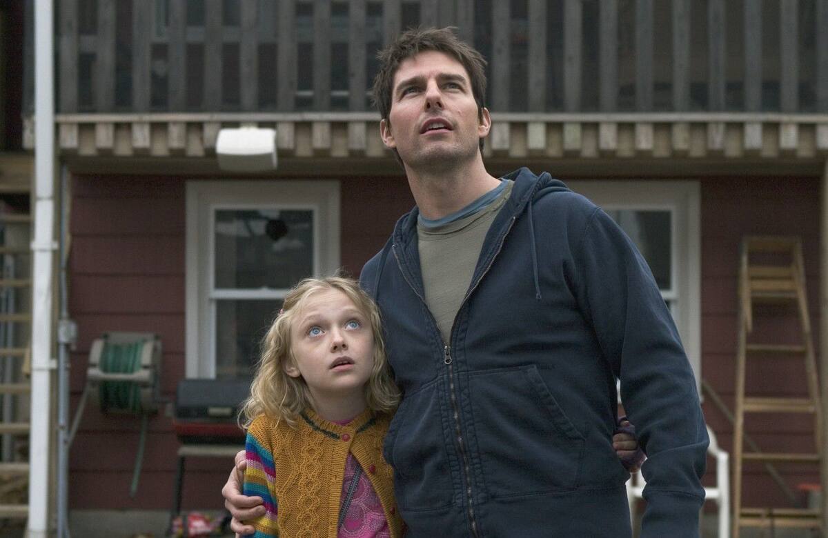 Dakota Fanning y Tom Cruise en 'La Guerra de los Mundos' (2005)
