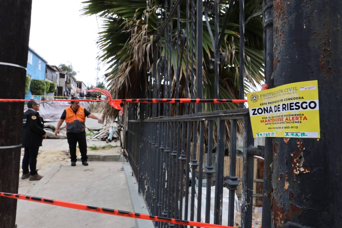 El hundimiento se registra en la colonia Del Río parte baja.