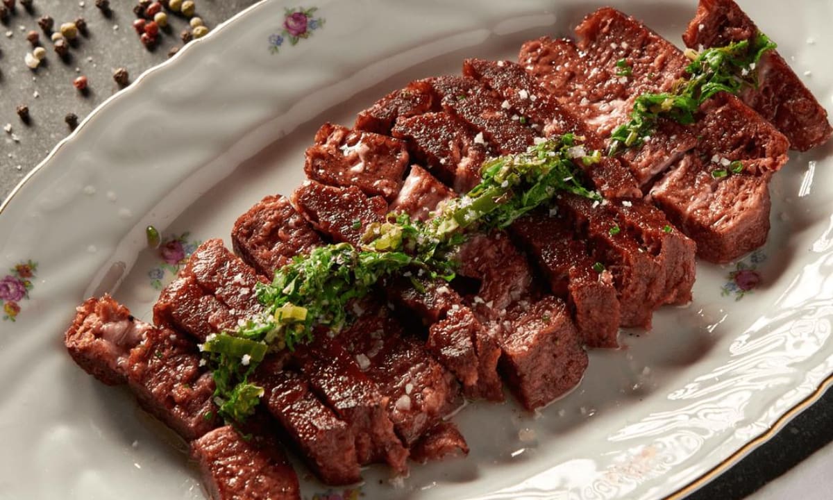 La alternativa vegetal tipo filet mignon forma parte de la oferta de Perfecta, la marca de Steakholder Foods que busca ofrecer productos con características similares a los cortes de carne convencionales. (steakholderfoods)