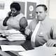 El día que pusieron a trabajar juntos a una mujer afroamericana y a un líder del KKK Lo que comenzó con tensión terminó convirtiéndose en una amistad para toda la vida