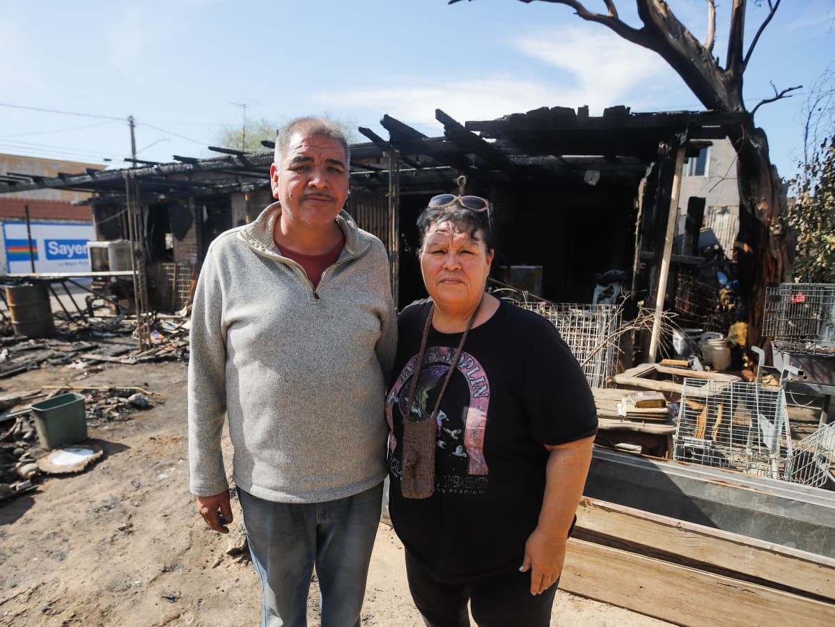 Piden apoyo de la ciudadanía para reconstruir la casa en la que han vivido por tantos años y que pertenecía al padre de Jesús, quien se la dejó como herencia y hoy es inhabitable l Foto: Juan Jesús Morales