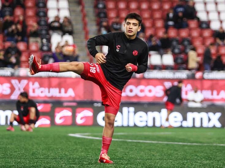 Gilberto Mora, sin fecha de regreso en Xolos