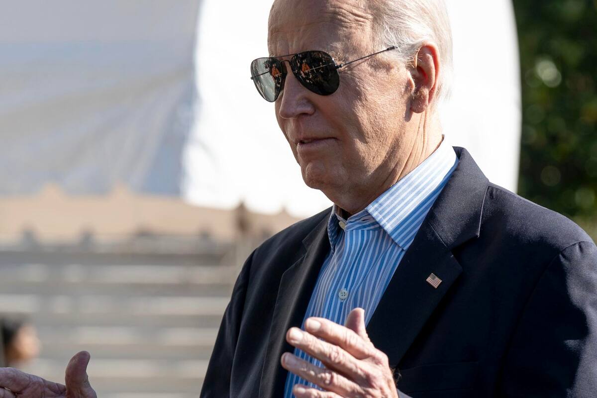 Biden firma ley para evitar cierre de funciones de gobierno federal