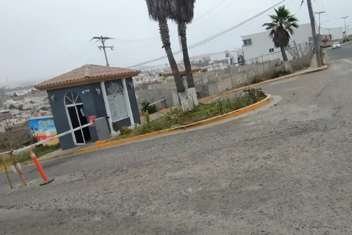 Logran prórroga vecinos de Praderas de la Gloria para evitar retiro de caseta