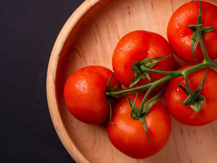 ¿Cocidas o crudas? Esta es la forma en la que se aprovechan mejor los nutrientes de las verduras