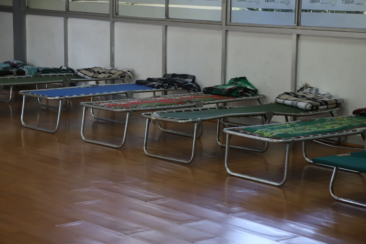 Proponen abrir albergues en zonas norte de Tijuana y Mexicali