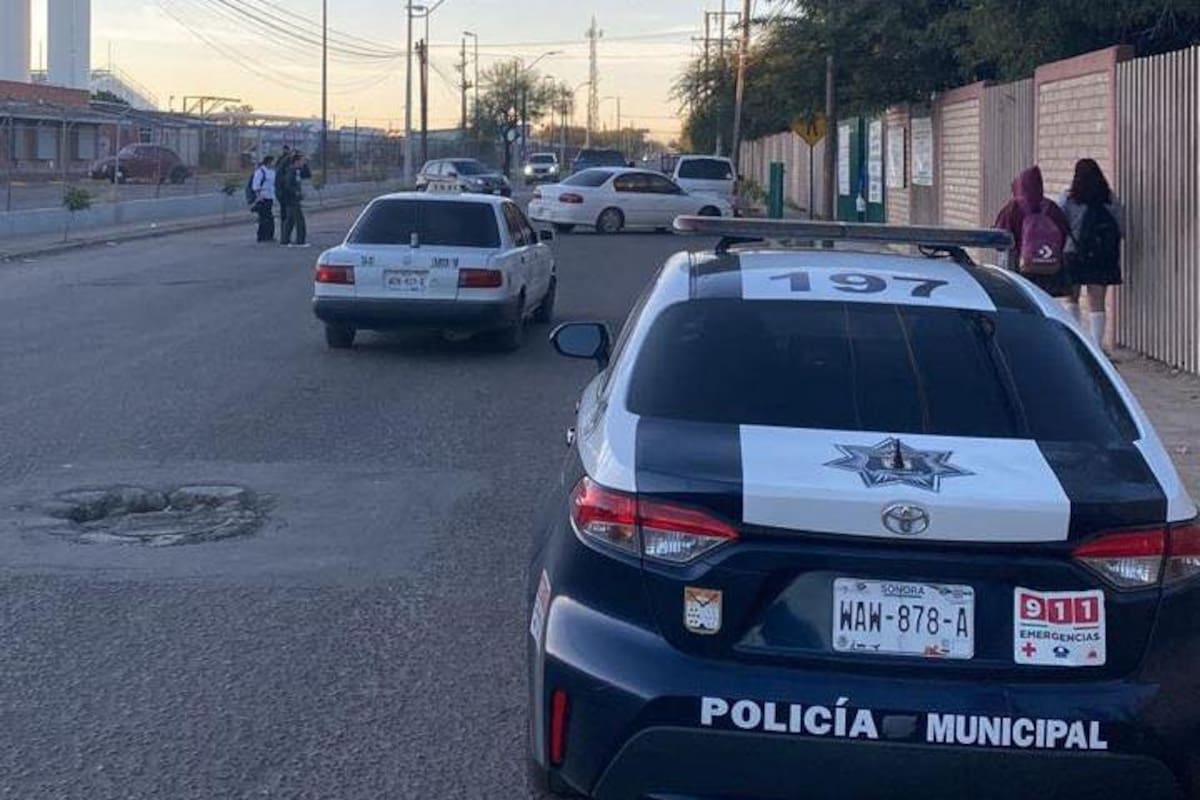 Hermosillo: Policía Preventiva realiza recorridos en escuelas para prevenir riñas