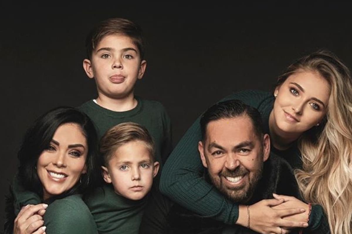 Jorge D'Alessio reconoce el esfuerzo de esposa Marichelo Puente