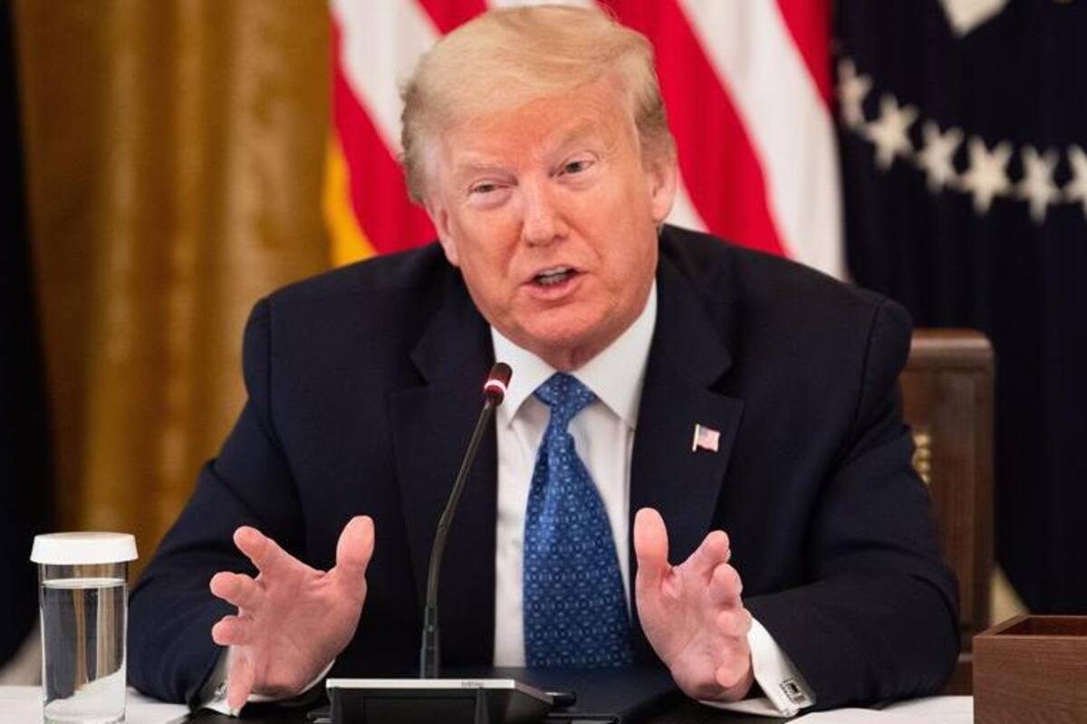 Trump seguirá tomando hidroxicloroquina por "curioso" pese a críticas