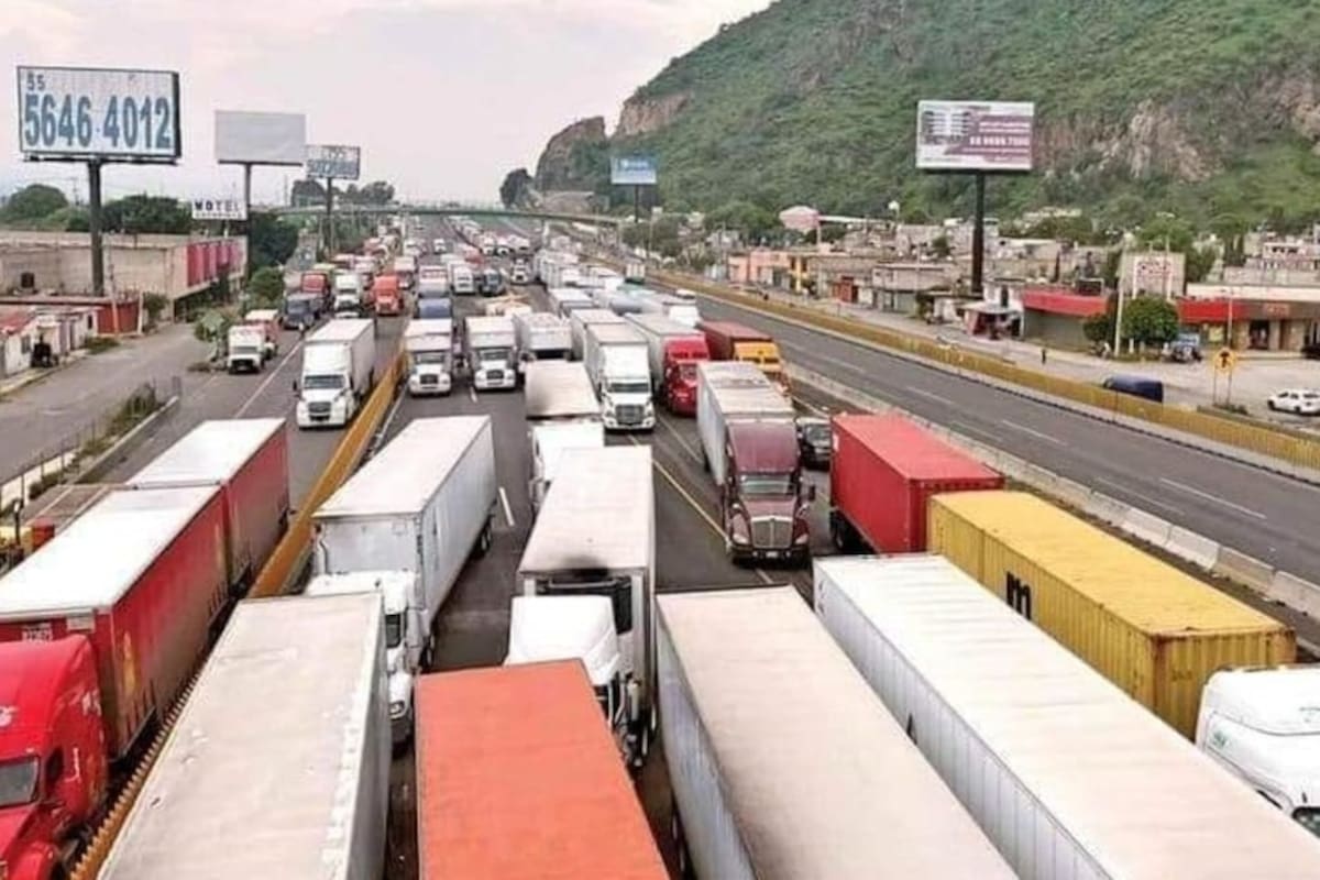 Liberan por completo la carretera México-Puebla tras una semana de bloqueo