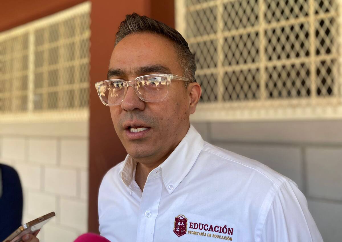 Luis Gallego, secretario de Educación Estatal.