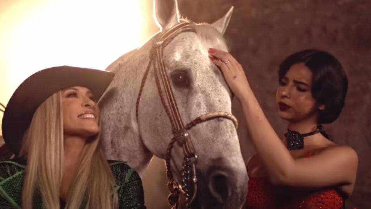 Yuri defiende su colaboración con Ángela Aguilar y pide frenar las críticas: “¡Ya déjenla en paz!” / Captura Youtube: @oficialyuri