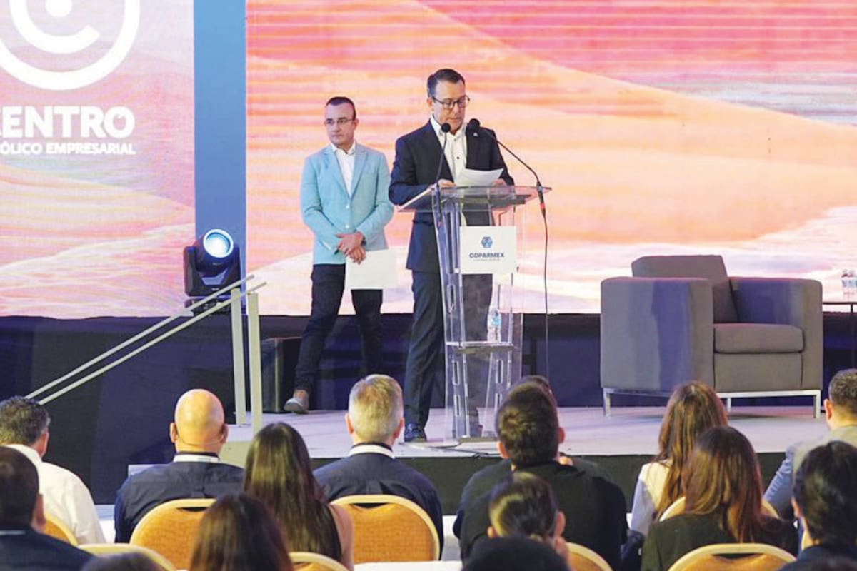 Rompe récord de asistencia encuentro de jóvenes Coparmex en Sonora