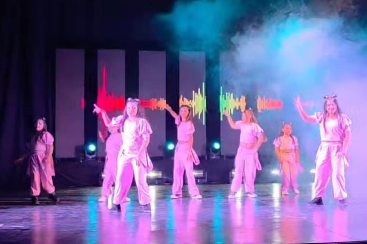 Muestran su talento en baile 18 academias de danza de SLRC