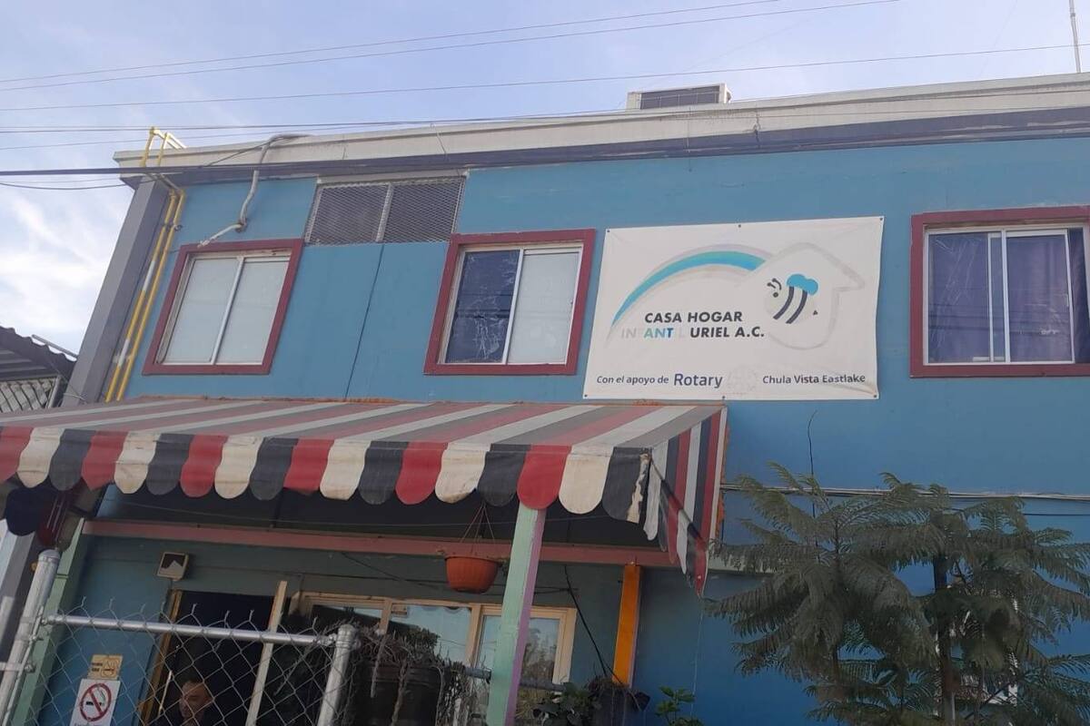 Celebran Día de Reyes en casa hogar