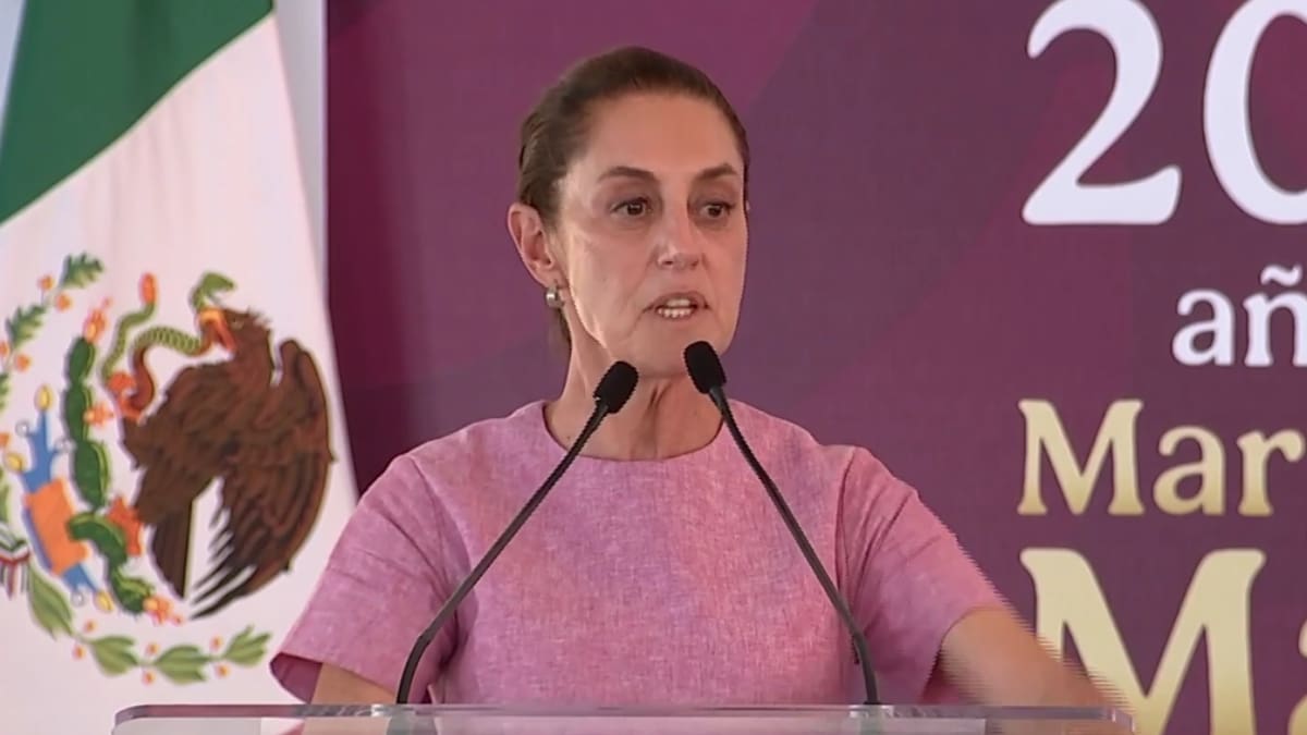 Presidenta Sheinbaum niega haber regañado a manifestantes en Puebla tras video de su reacción durante protesta por proyecto de reciclaje, mientras habitantes rechazan su versión