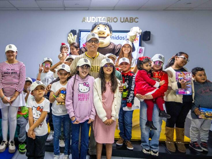 Visita fundación de Los Padres de San Diego a pacientes en Hospital Infantil de las California