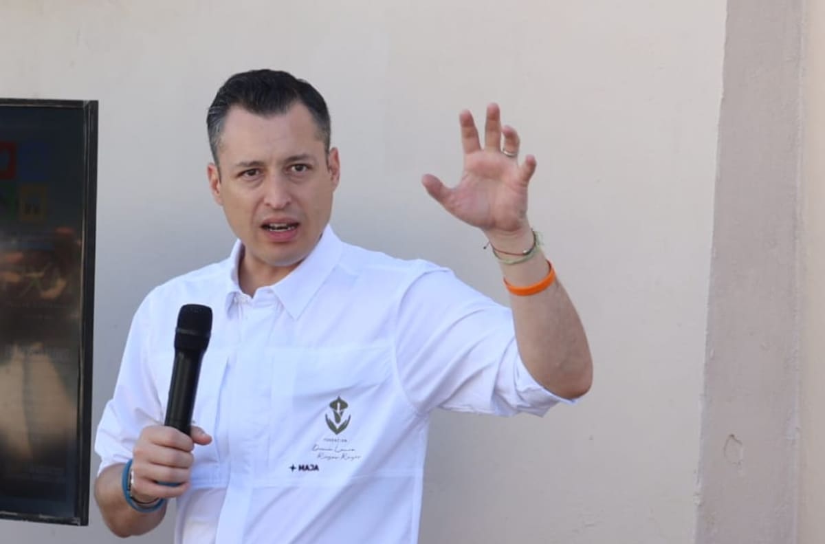 Colosio Riojas participó en actividades sociales y en la firma de un convenio de colaboración en Sonora. FOTO: TEODORO BORBÓN